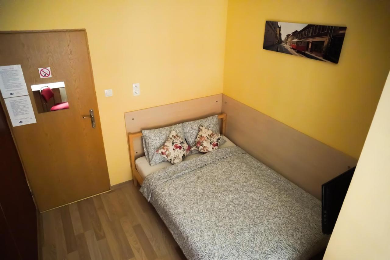 Hostel4U Гданьск Экстерьер фото