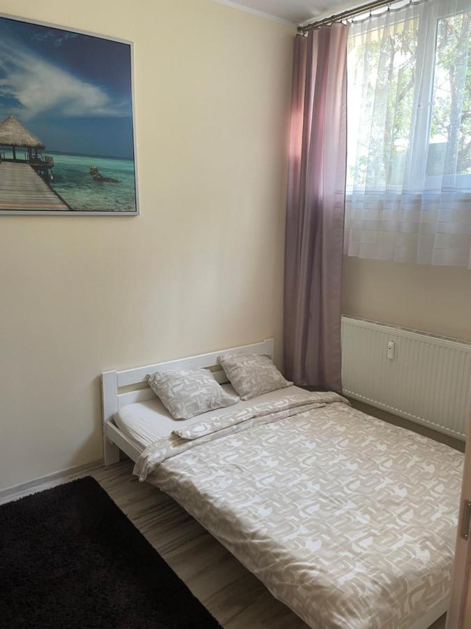 Hostel4U Гданьск Экстерьер фото