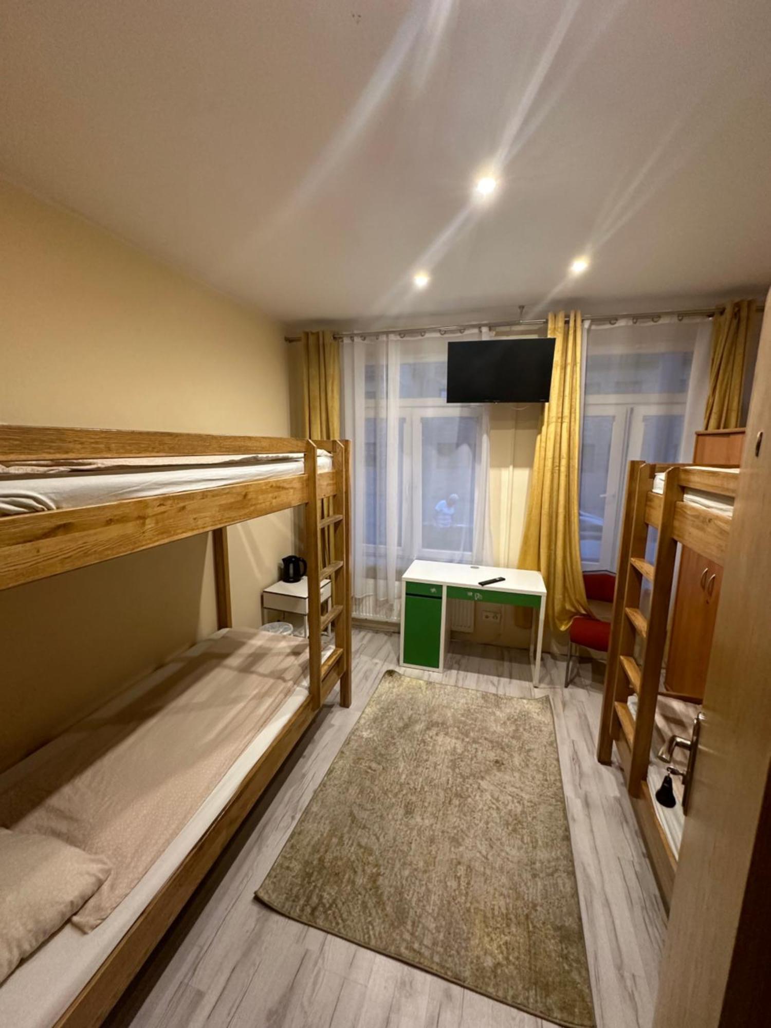 Hostel4U Гданьск Экстерьер фото