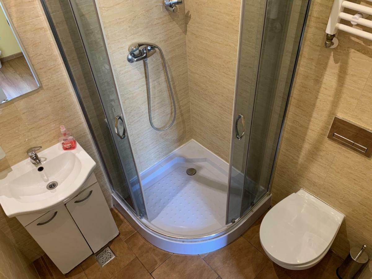 Hostel4U Гданьск Экстерьер фото